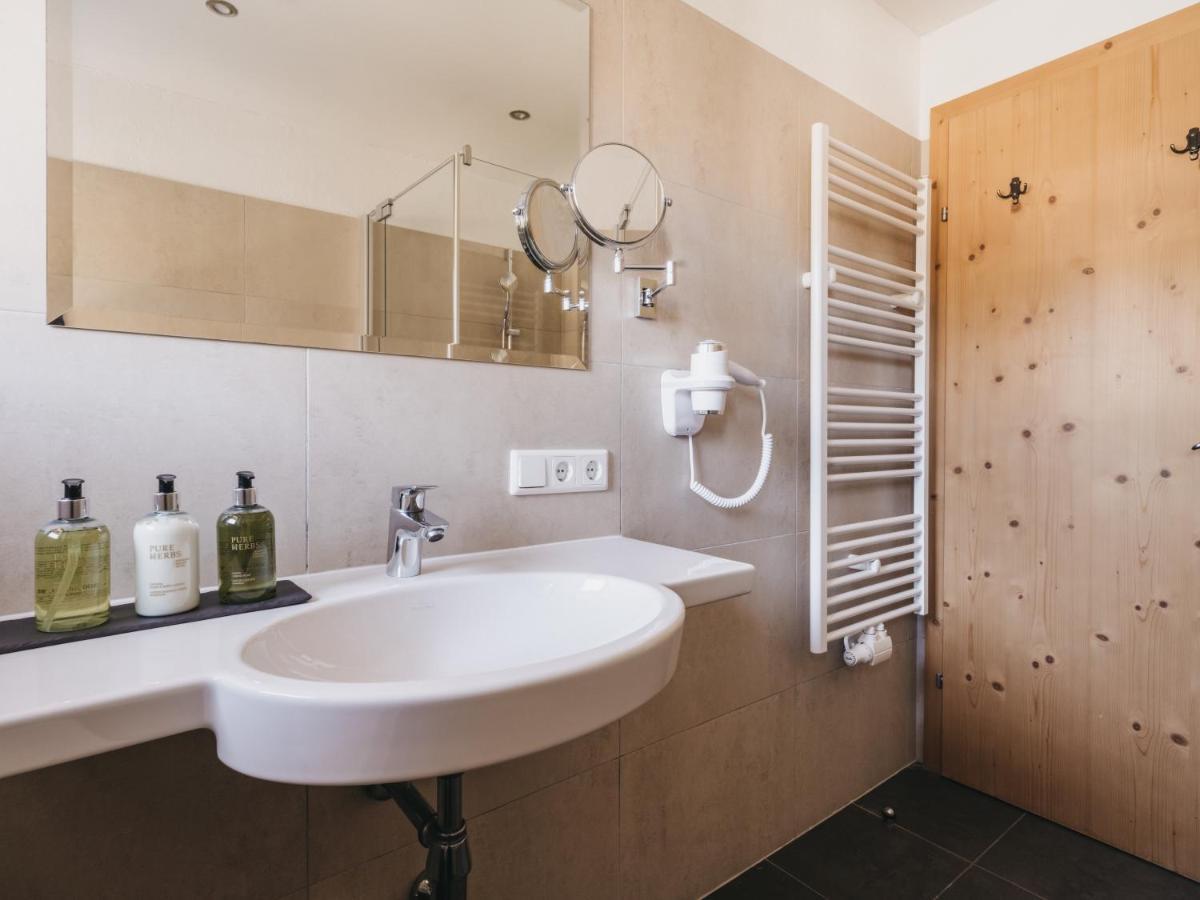 Hotel Vier Jahreszeiten By Vaya Inkl Zell Am See-Kaprun Sommerkarte Εξωτερικό φωτογραφία