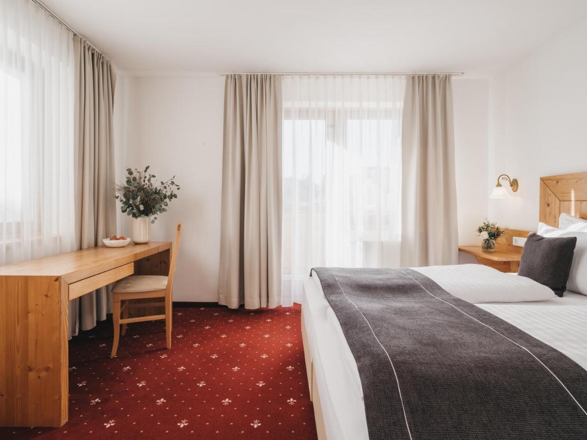 Hotel Vier Jahreszeiten By Vaya Inkl Zell Am See-Kaprun Sommerkarte Εξωτερικό φωτογραφία