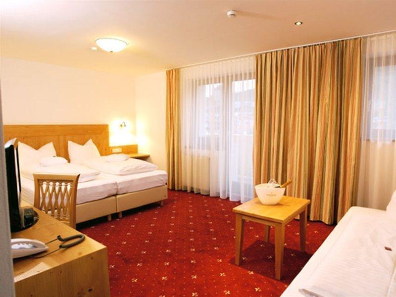 Hotel Vier Jahreszeiten By Vaya Inkl Zell Am See-Kaprun Sommerkarte Εξωτερικό φωτογραφία