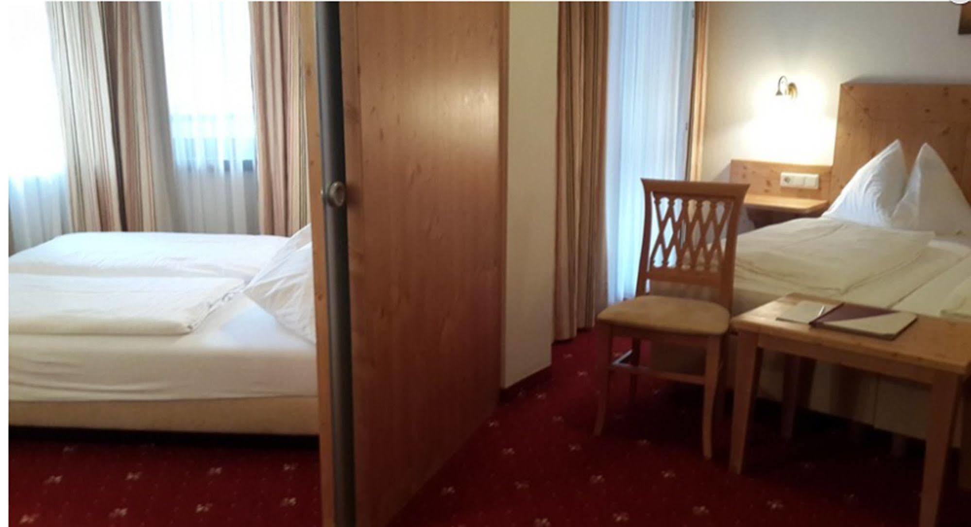 Hotel Vier Jahreszeiten By Vaya Inkl Zell Am See-Kaprun Sommerkarte Εξωτερικό φωτογραφία