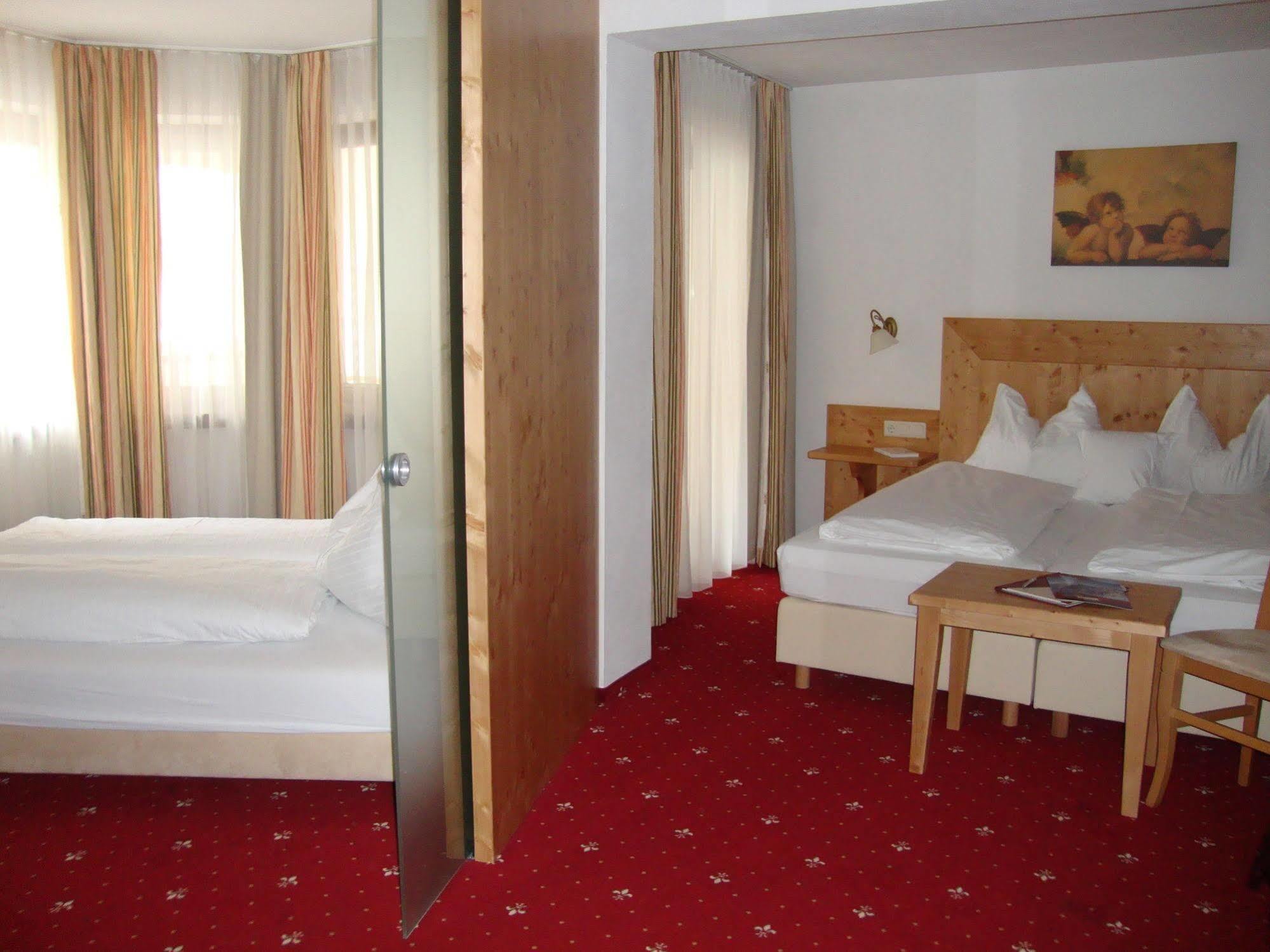 Hotel Vier Jahreszeiten By Vaya Inkl Zell Am See-Kaprun Sommerkarte Εξωτερικό φωτογραφία